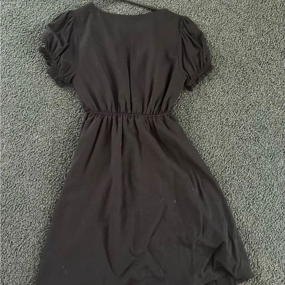 Beautiful Black Dress Flowy - Picture 2 of 2